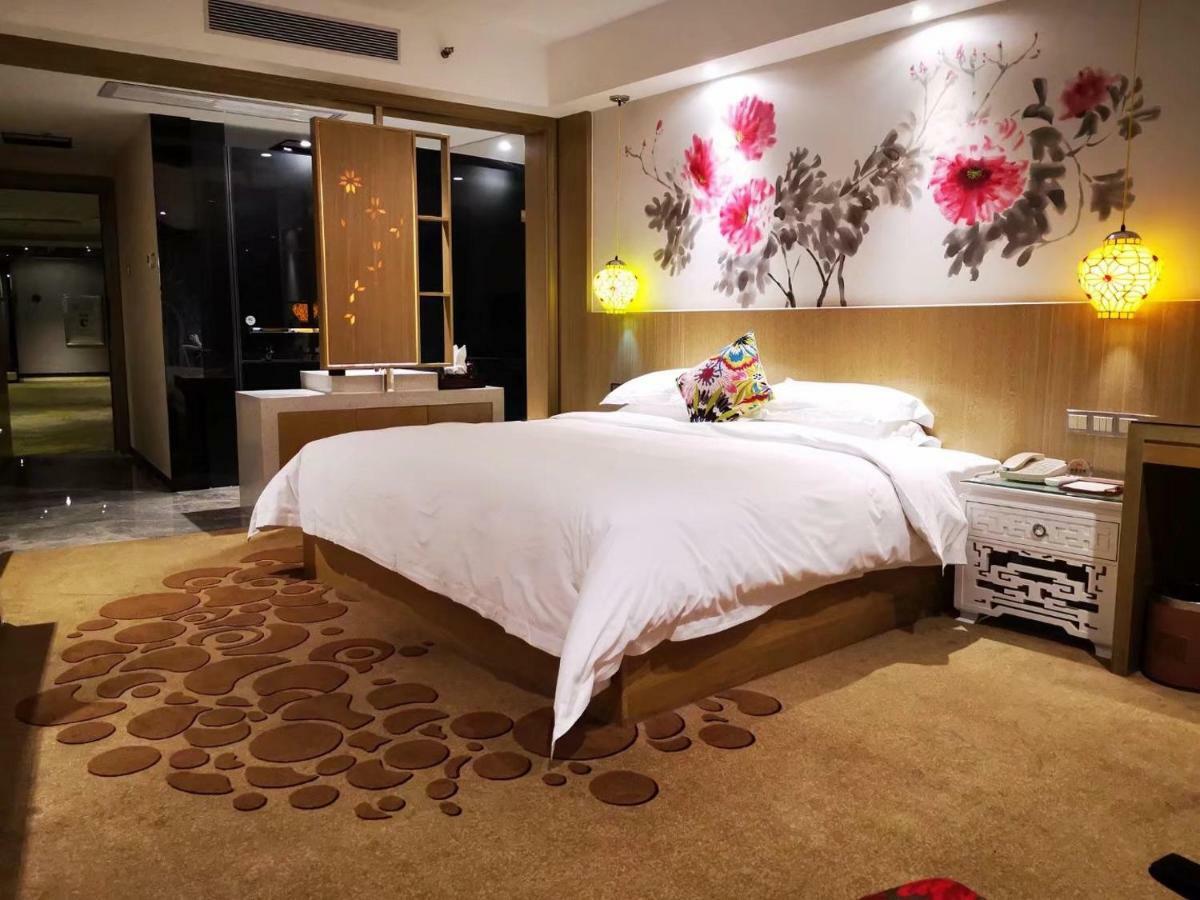 Paco Hotel Beijing Road Pedestrian Street Tuanyida Metro Гуанчжоу Экстерьер фото